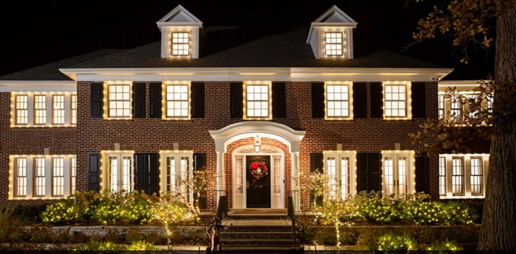This-is-how-you-can-stay-in-the-iconic-'Home-Alone'-house
