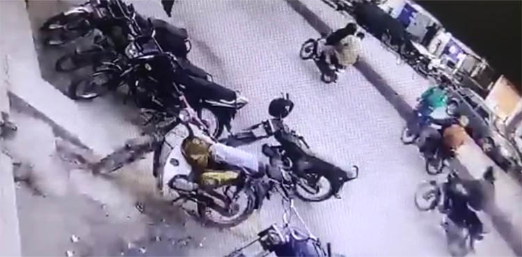 CCTV video, Karachi firing, policeman, Arshad Pappu killing,