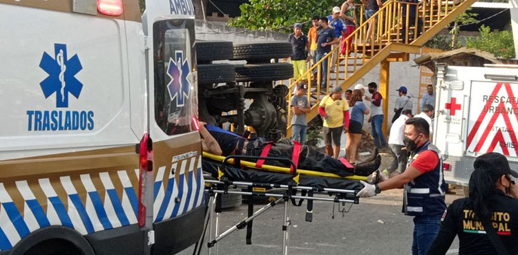 mexico-migrant-truck-accident-53-killed
