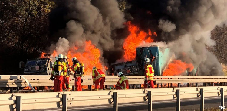 truck us army vehicles motorway accident germany