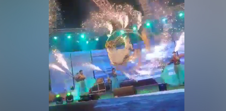 bridegroom fall, couple, video, viral