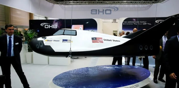 NASA commercial space stations