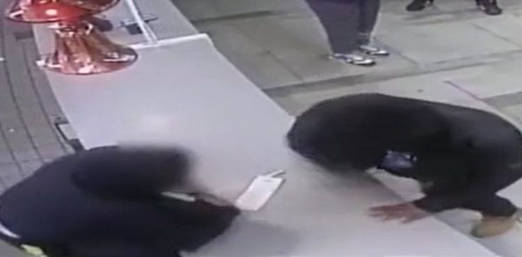 burger king employee attacked delay order