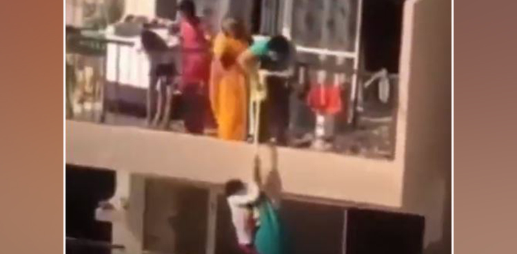 Saree, child hanging, scary video, viral