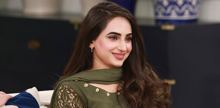 Inaya Khan, Actor, social media, Picture viral