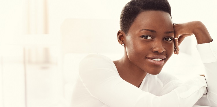 lupita nyongo, karachi, bus roof, oscar-winning