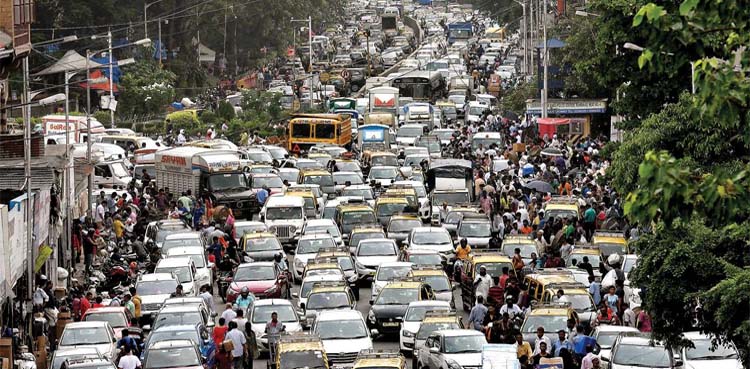 Amruta Fadnavis, Mumbai traffic jams, divorces,
