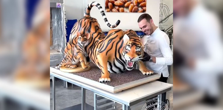 chocolate tiger sculpture