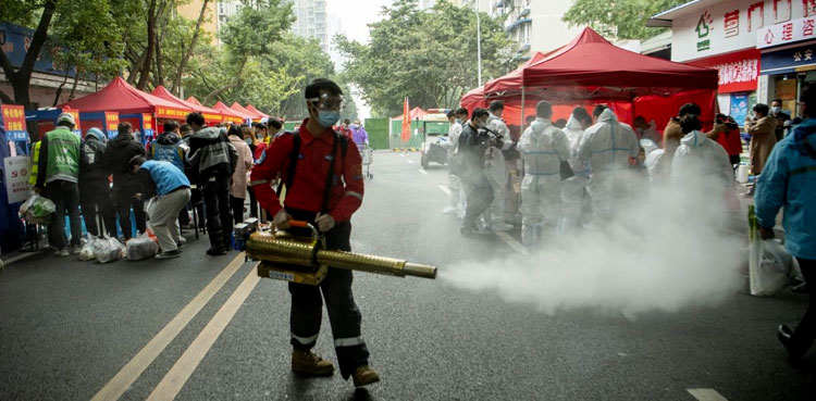 China's Covid cases rise as outbreak grows