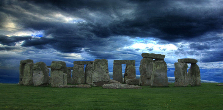 Stonehenge, solar calendar,