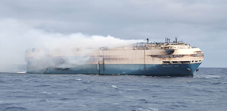 luxury cars, Felicity Ace, cars sinks, Atlantic Ocean