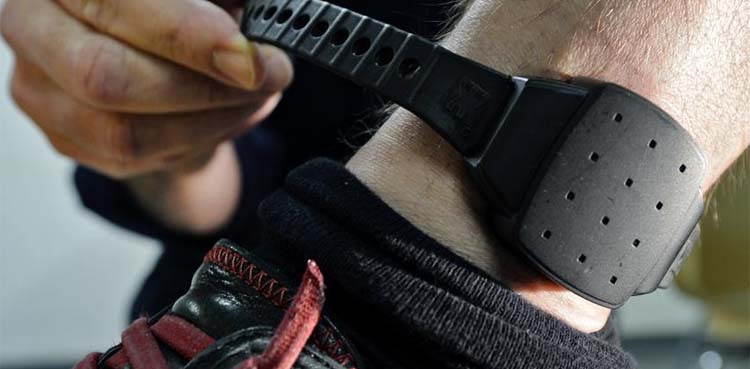 e-tagging, street crimes karachi, aig karachi Ghulam Nabi Memon,