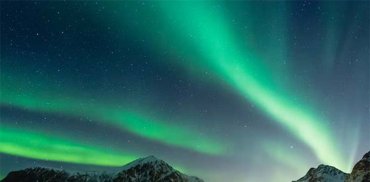 northern lights, light show, passenger,