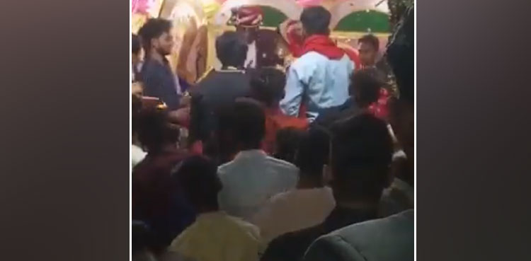 Bride slaps, Viral, Bride slaps, video