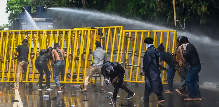 Crisis-hit Sri Lanka declares emergency after crippling strike