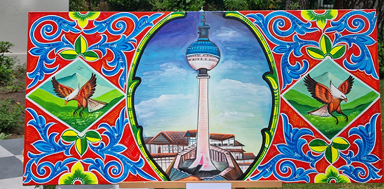 Pakistan truck art Berlin