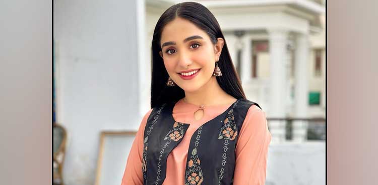 Aiza Awan, Actor, Nazish Jahangir, Pictures