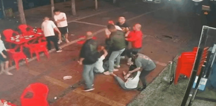 China-women-beating
