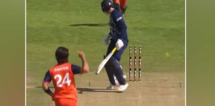 Jason Roy, clean bowled, England batter