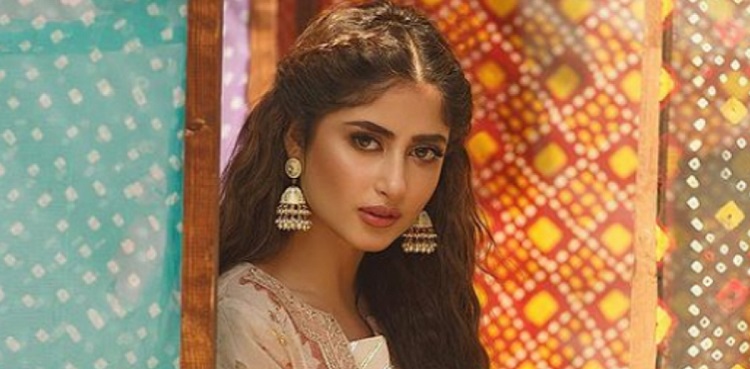 sajal aly thanks veteran actors