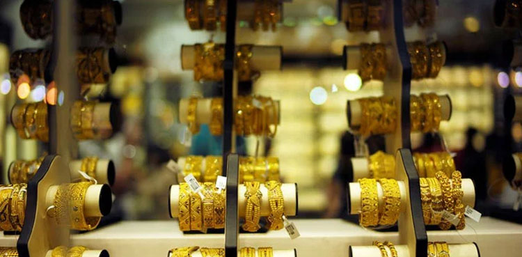 Gold touches new peak in Pakistan