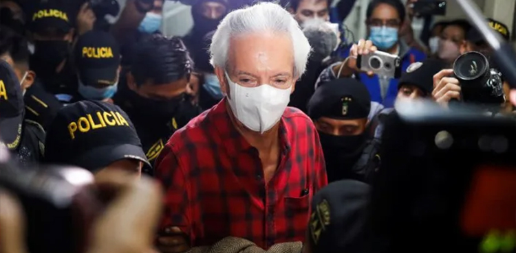 Guatemala journalist, money laundering, blackmail