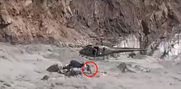 Army aviation pilots, Kohistan flood, army rescue operation