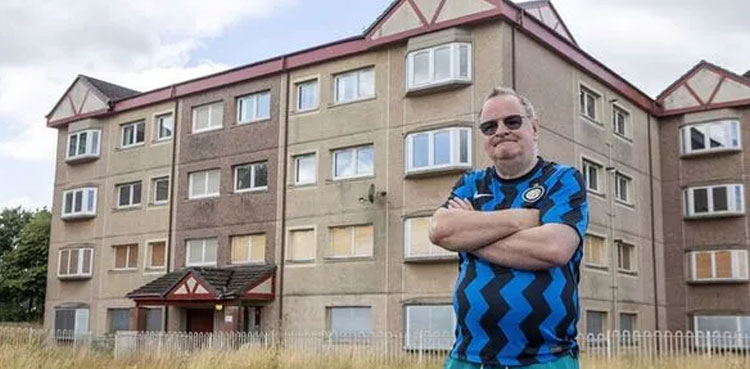 Only resident, Britain's loneliest street, refuses, leave