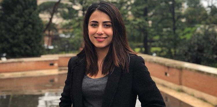 ushna shah, actor, pictures, viral,viral pictures,