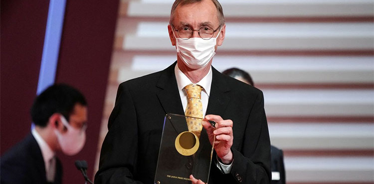 Svante Paabo