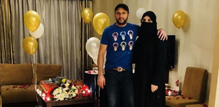Shahid Afidi, Nadia Afridi, wedding anniversary, heartfelt note