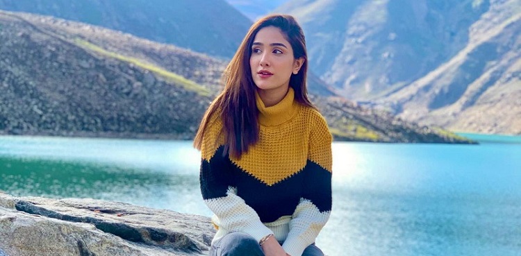 aiza awan viral instagram pictures