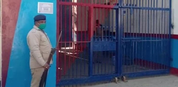 india, jail, rent a room, rent, room,