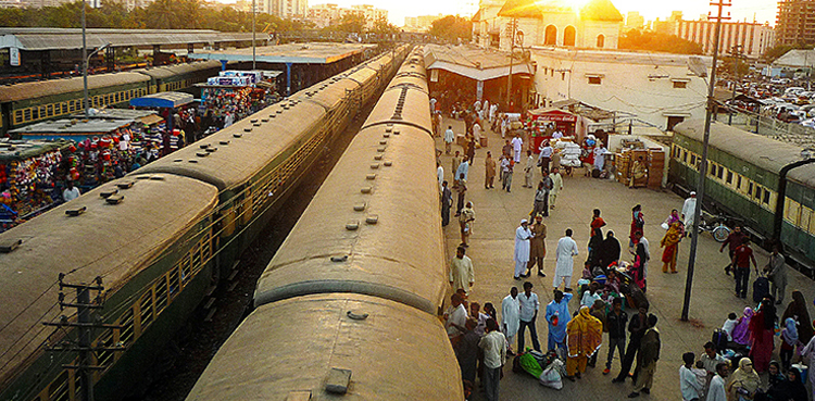 Karachi train operation, Pakistan Railways