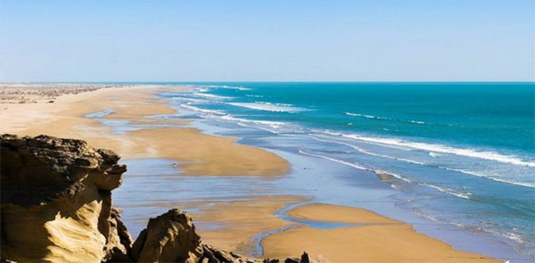 Sonmiani Beach- a heavenly place for a weekend trip