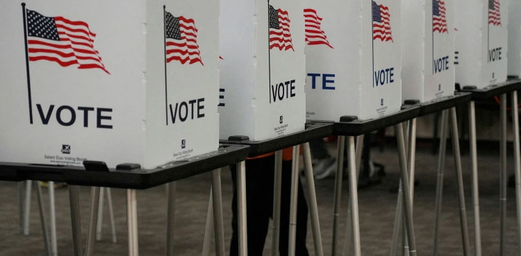 First US Election Day votes, New Hampshire hamlet, candidates tied