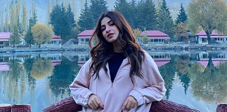 Kinza Hashmi, Actor, latest picture, viral