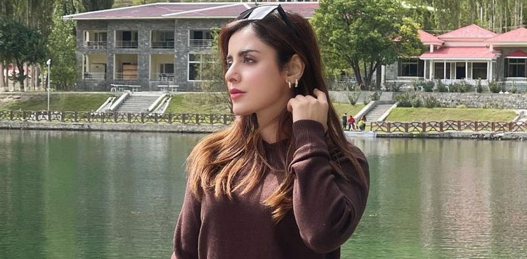 Nida Khan, Actor, Picture, Viral