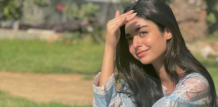 noor zafar khan viral instagram picture