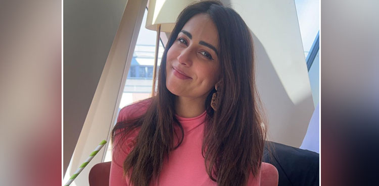 ushna shah, ushna, viral, pictures, viral pictures