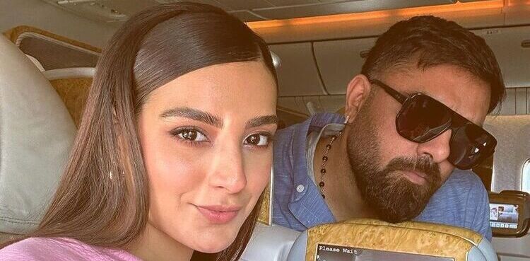 iqra aziz yasir hussain anniversary