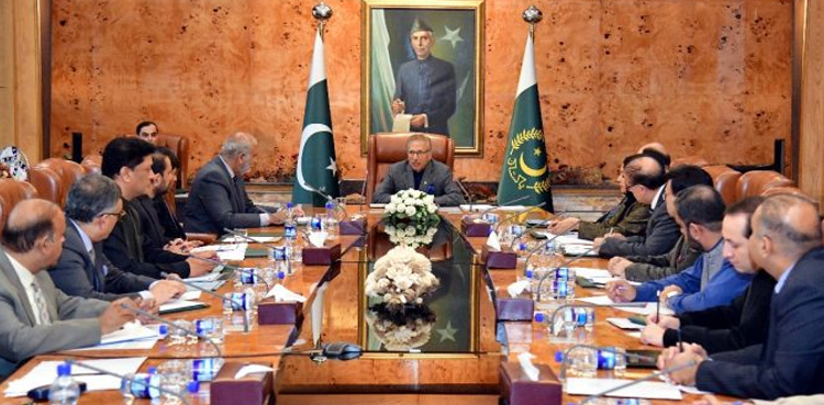 President Arif Alvi, insurance coverage, poultry sector, Crop Insurance