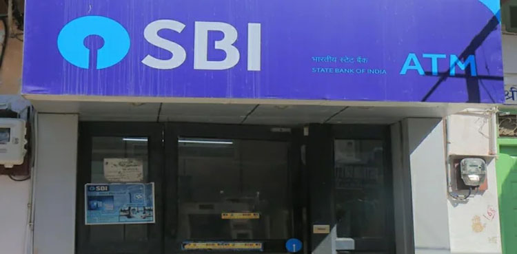 Robbers, steals, ATM.