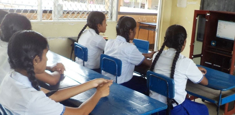 Sri Lanka schools pollution