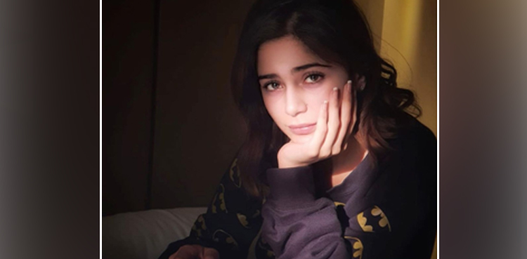 Aima Baig, Singer, latest pictures, Viral