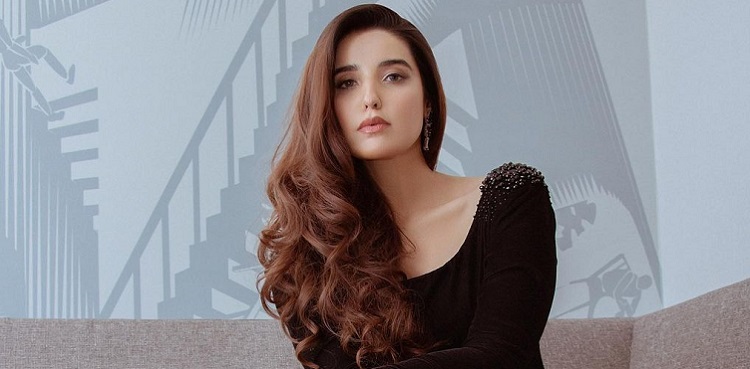 hareem farooq viral instagram pictures