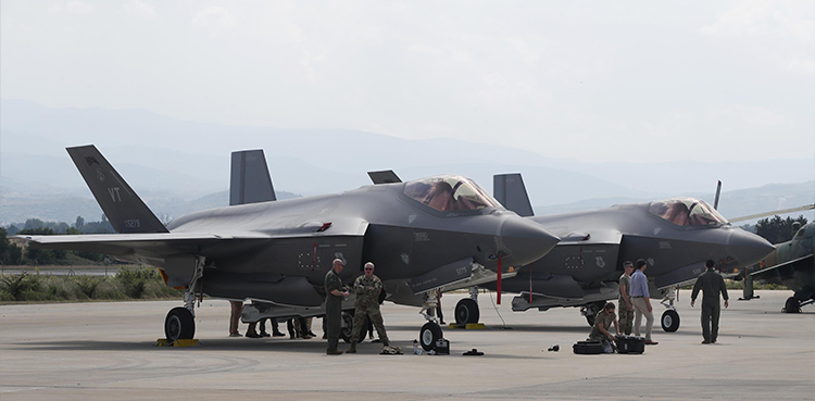 F-35 fighter jets, Canada