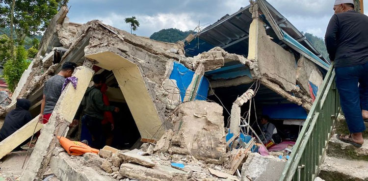6.2-magnitude quake hits off Indonesia's Sumatra: USGS