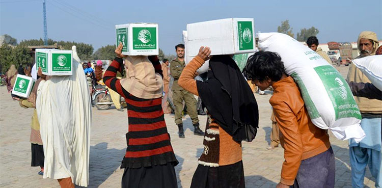 King Salman Relief Center continues to distribute food security packages in Punjab