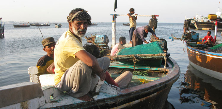 Balochistan CM, health cards, Balochistan fishermen